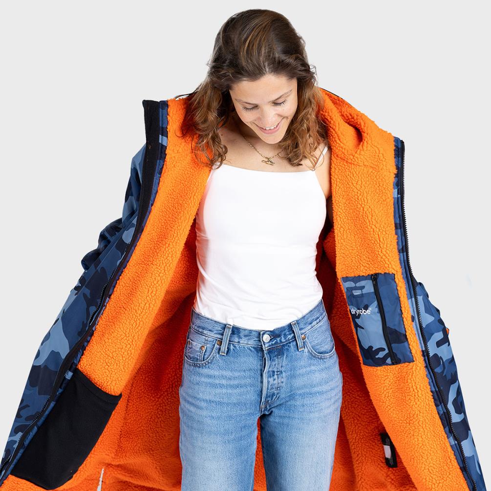 dryrobe Advance Long Sleeve Changing Robe - Blue Camo / Orange Extra Image 2